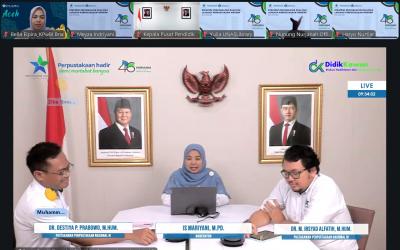 Webinar Pelatihan Layanan Perpustakaan Berbasis MOOC “Strategi Peningkatan Kualitas Layanan Perpustakaan Modern”