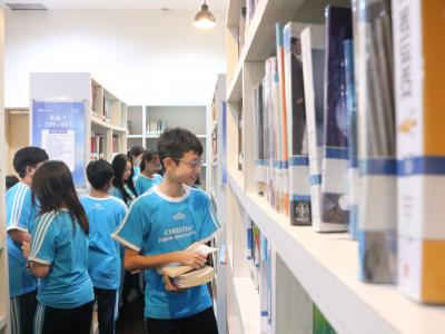 Kunjungan Literasi SMP Kristen Petra Kediri