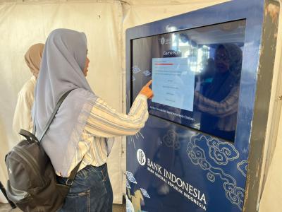 Booth Edukasi dan Perpustakaan di Donor Darah HUT BI Ke-73