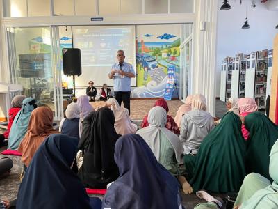 Kunjungan Literasi Komunitas Kampung Dongeng Cirebon