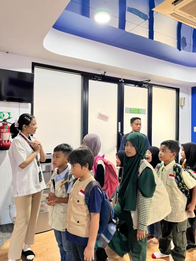 Kunjungan Perpustakaan SD Alam Samarinda